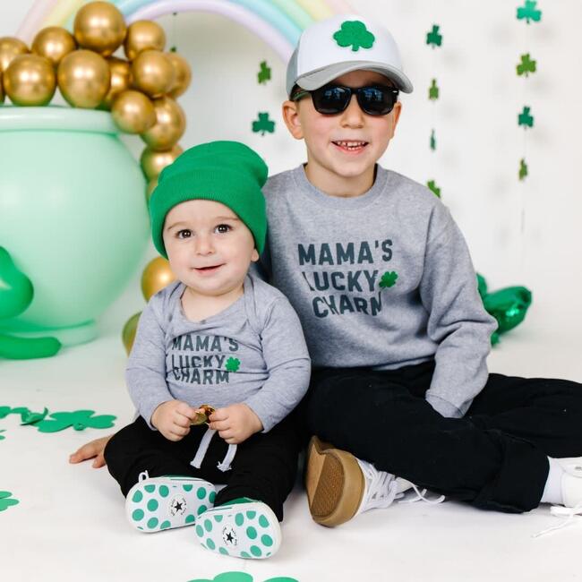 Mama's Lucky Charm St. Patrick's Day Long Sleeve Bodysuit, Grey - Onesies - 3