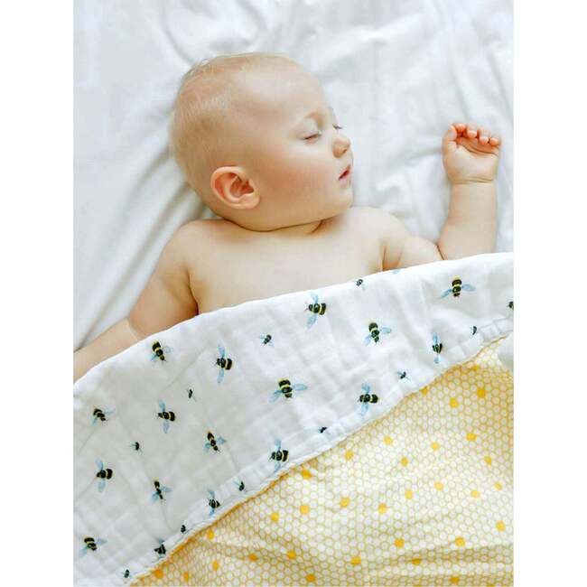 Organic Muslin Four-Layer Reversible Snug Blanket, Bee - Blankets - 2