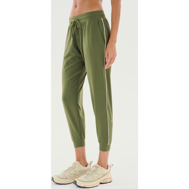 Airweight Jogger 7/8 with Piping, Olive/White