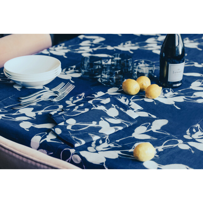 Porto Print in Indigo Napkin, Set of 4 - Tabletop - 2