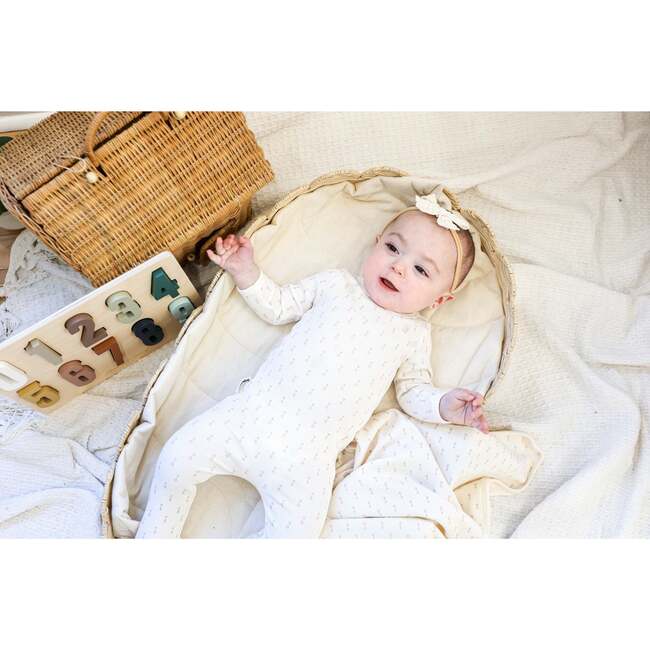 Ribbed Pineapple Footie and Beanie Set, Beige Girl - Footie Pajamas - 2