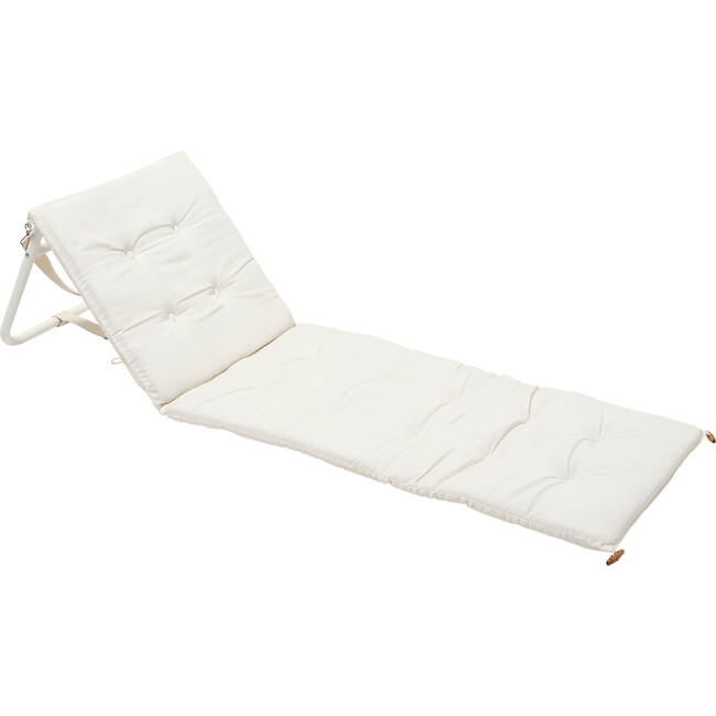 Reclining Beach Chair: Casa Cream, Off White
