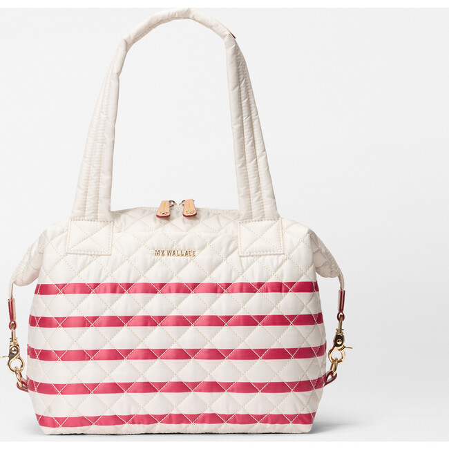 Medium Sutton Deluxe, Sandshell/Apple Charterstripe