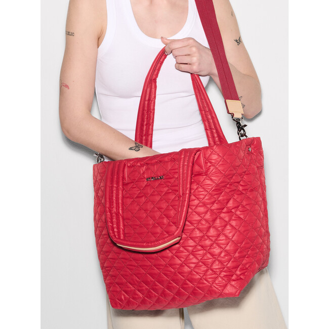 Medium Metro Tote Deluxe, Apple - Bags - 3