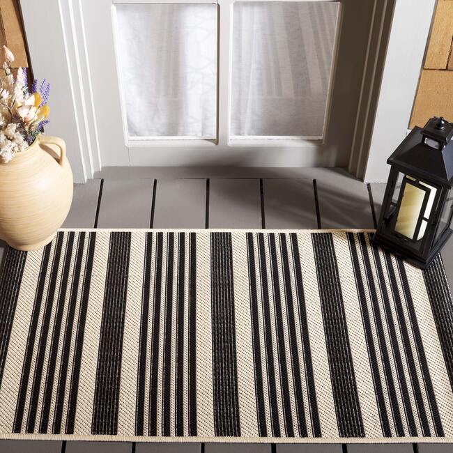 Courtyard Haley Indoor/Outdoor Rug, Black - Rugs - 2