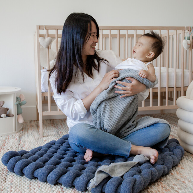 Honey Bee, Lt Grey - Blankets - 2