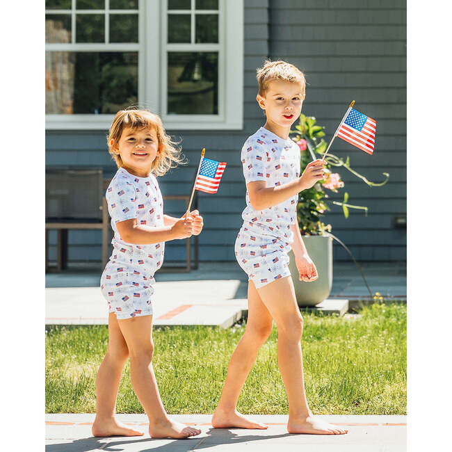The Organic Short Sleeve Pajama Set, Flags and Fireworks - Pajamas - 4