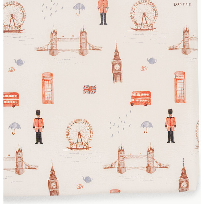 Maisonette x Gathre Changing Mat, London
