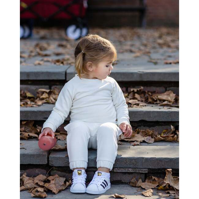 The Organic Pullover Sweatshirt, Cream - T-Shirts - 2
