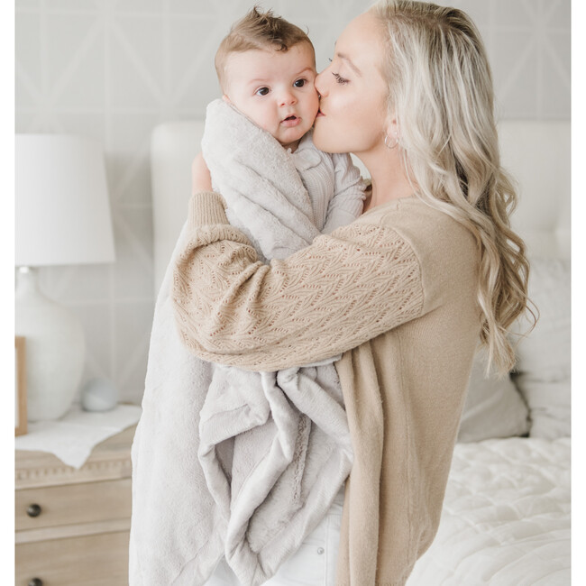 Lush Receiving, Feather - Blankets - 6