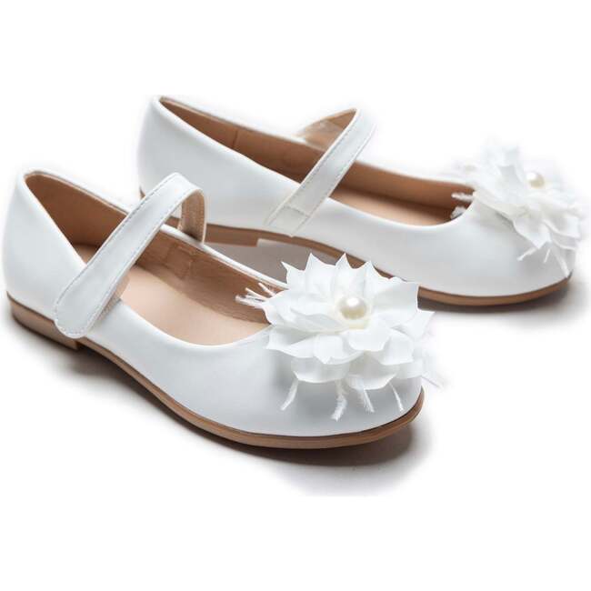 Dahlia Flower Flats, White