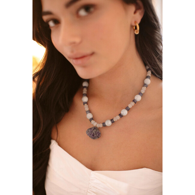 Mist Necklace