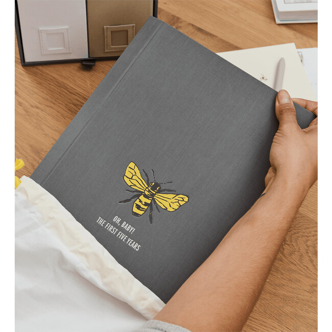 The Savor Baby Book, Bee - Keepsakes & Mementos - 2