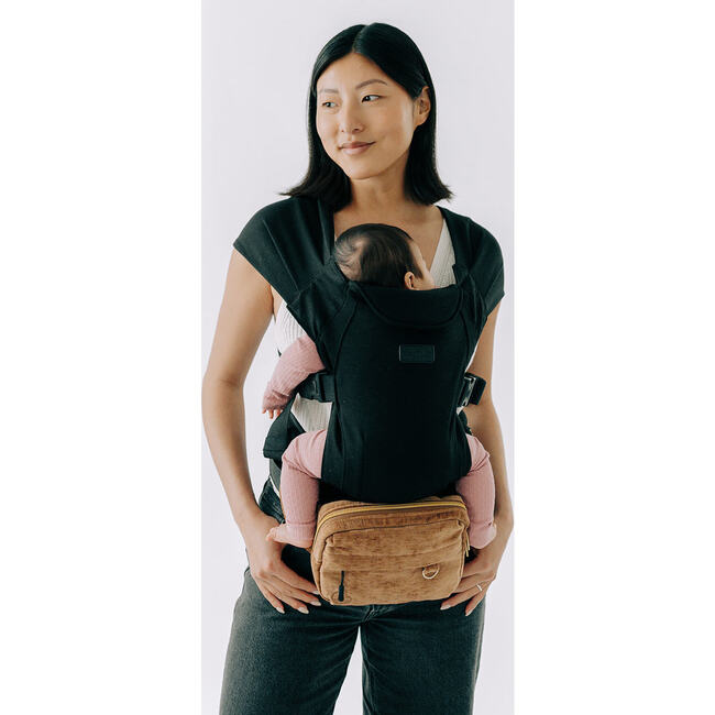 Pearl Newborn Carrier, Black - Carriers - 5