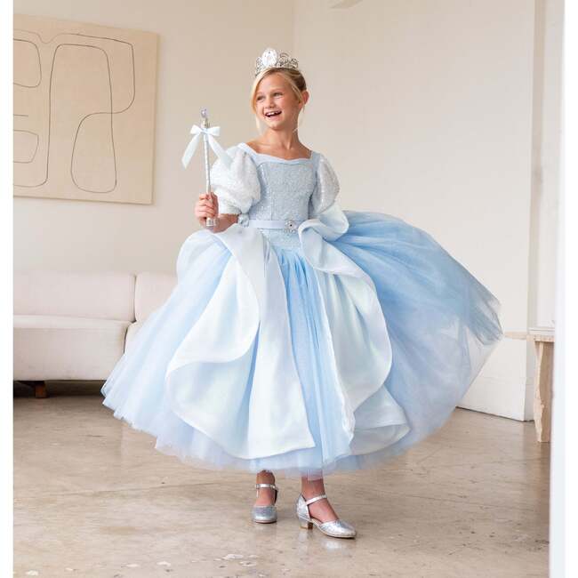 A Leading Role x Disney Cinderella Platinum Edition Light Up Gown and Accessory Set