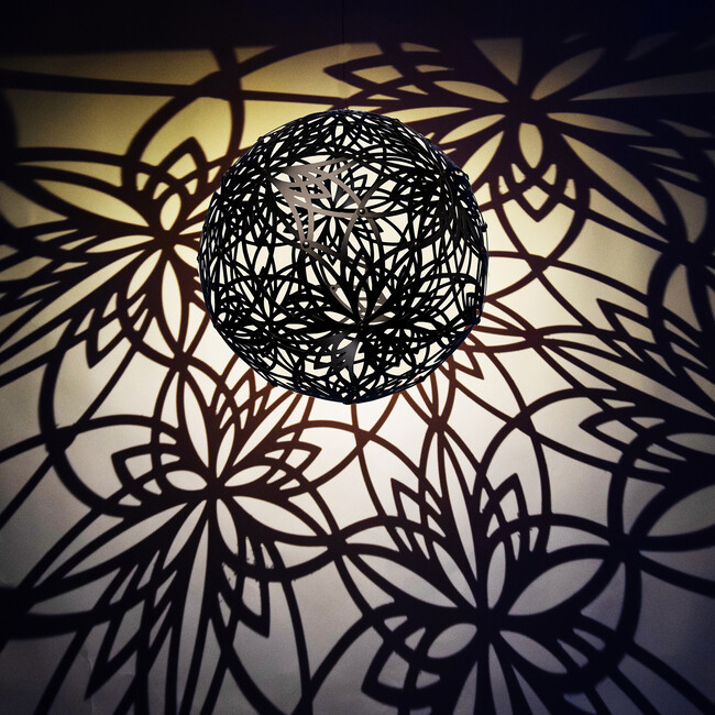 GlowTheory: 18" Solar - Lotus - Black - Lighting - 2