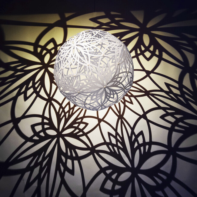 GlowTheory: 18" Solar - Lotus - White - Lighting - 4