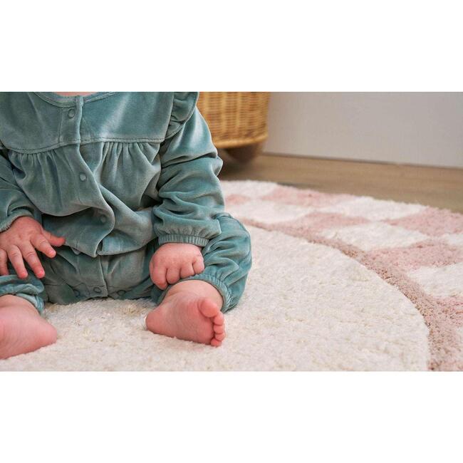 Checkered Charm Washable Round Organic Cotton Rug - Rugs - 5