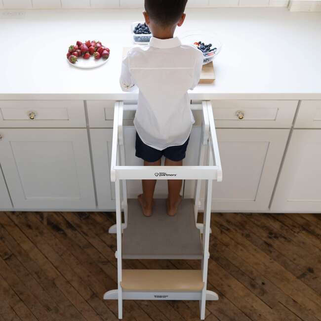 Silicone Mat for Learn 'N Fold Learning Tower®, Grey - Play Tables - 3