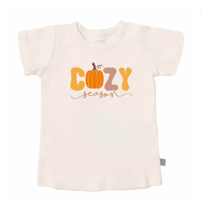 Graphic Tee, Cozy Season