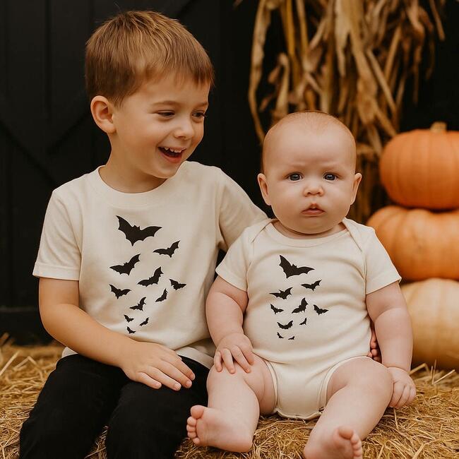 Graphic Tee, Bats Bats - T-Shirts - 2