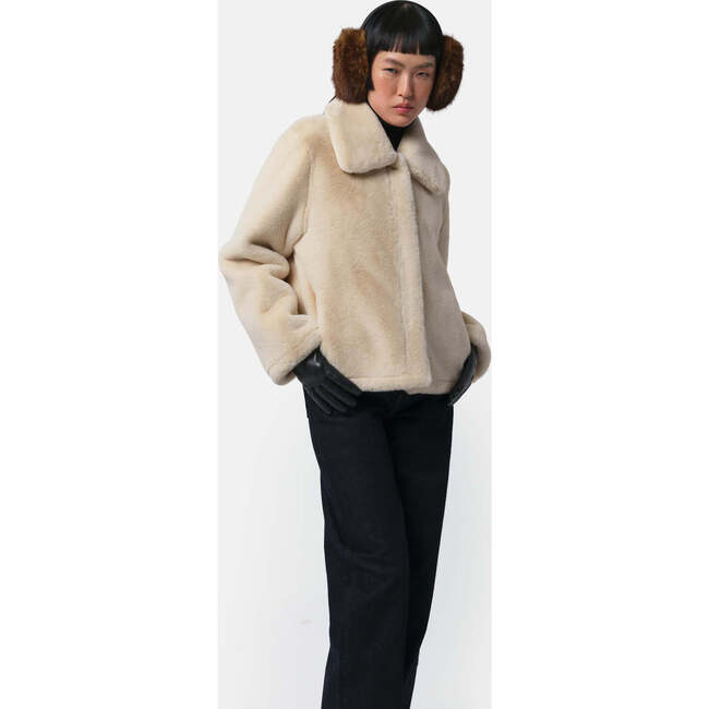 Women's Elis Pluche™ Fauz Seude Spread Collar Short Coat, Latte - Coats - 4
