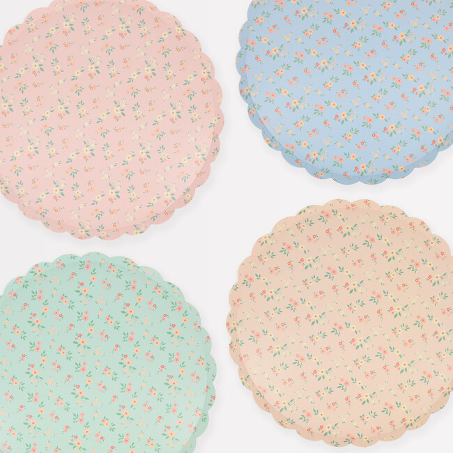 Vintage Ditsy Dinner Plates