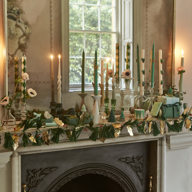 Pine Needles & Golden Holly Garland - Party - 2