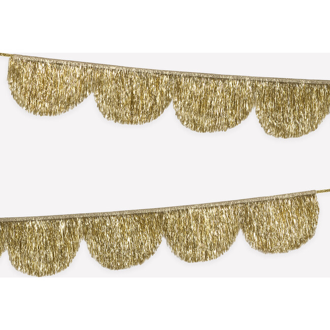 Gold Tinsel Scallop Garland