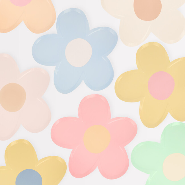 Daisy Shaped Plates
