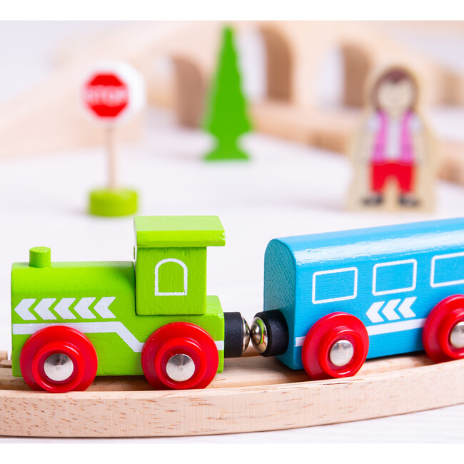 Figure Eight Train Set - Transportation - 4