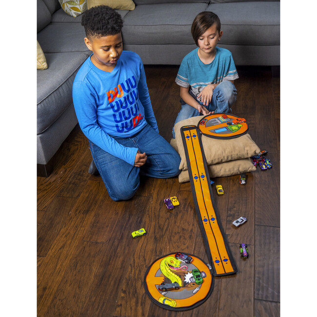 ZipBin Hot Wheels: Wheelie Track Pack Storage Case & Racetrack Mat - Playsets - 5