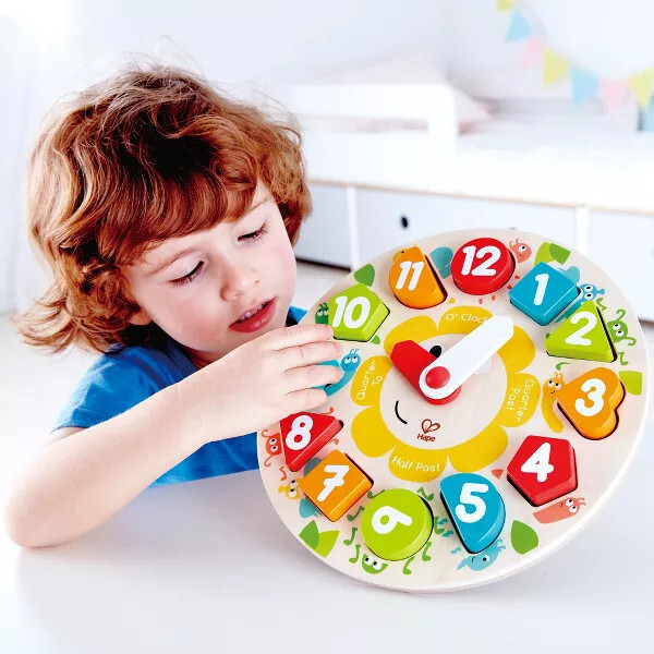 Hape: Learn The Time Bug Puzzle - 13pc Wooden Clock Puzzle - Puzzles - 2