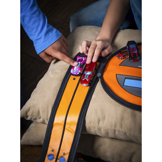 ZipBin Hot Wheels: Wheelie Track Pack Storage Case & Racetrack Mat - Playsets - 8