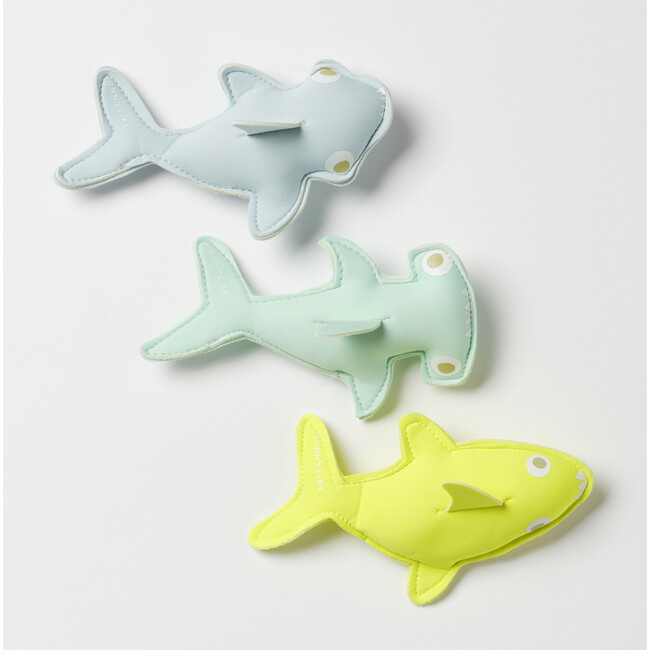 Sunnylife: Dive Buddies - Salty The Shark - 3 Pack, Aqua, Blue, Neon Yellow - Pool Toys - 3