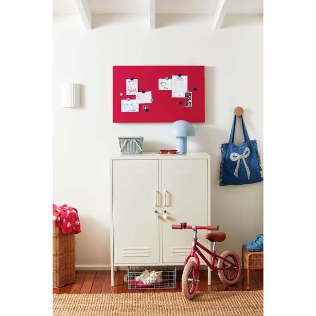 The Storyboard, Poppy