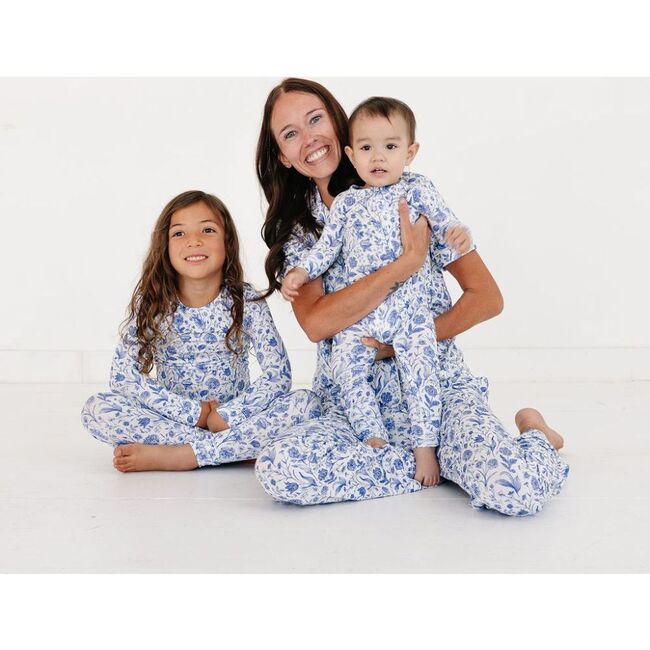 Short Sleeve & Pants Bamboo Women's Pajama Set, Porcelain Vine - Pajamas - 6