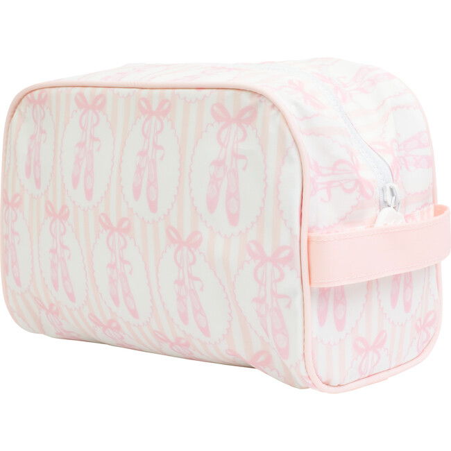 The Dopp Kit, Ballet