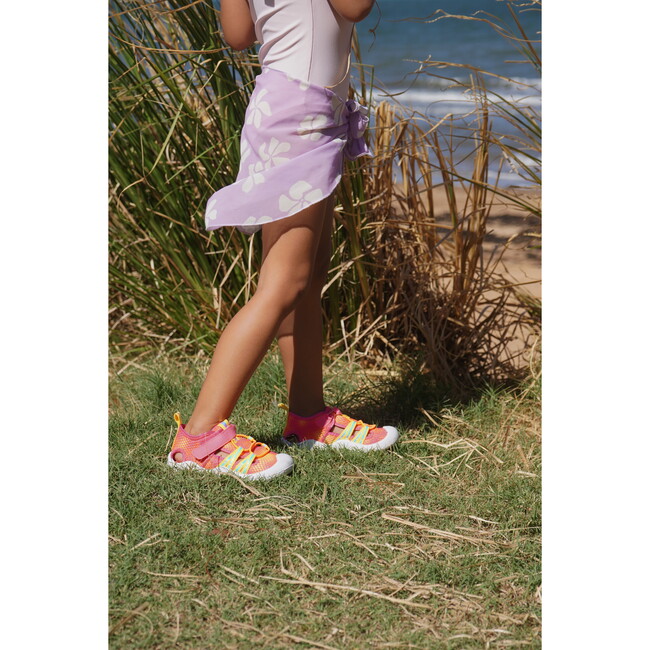 Ice Dye Pink Spandex Water Shoe