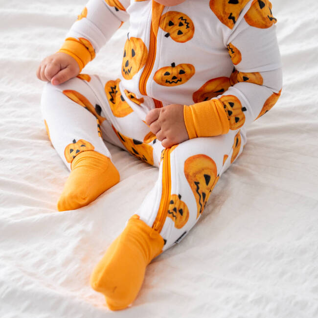 Baby Bamboo Pajamas W/ DreamCuffs®, Pumpkins - Footie Pajamas - 4