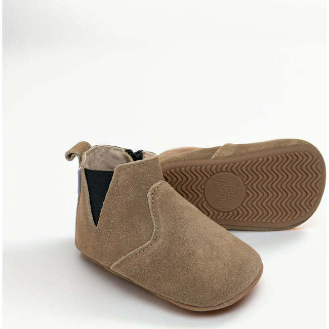 The Chelsea Boot, Brown Suede