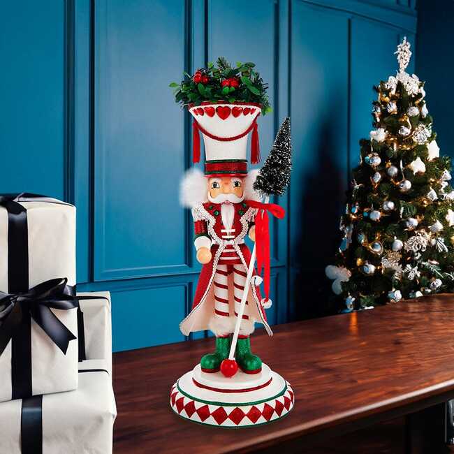 17-Inch Hollywood Nutcrackers Hearts Soldier Nutcracker - Nutcrackers - 7
