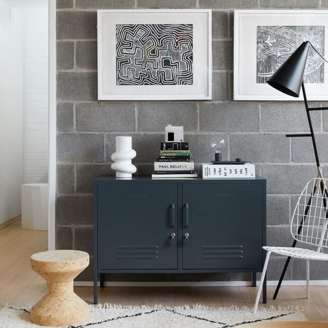 The Lowdown Locker, Slate