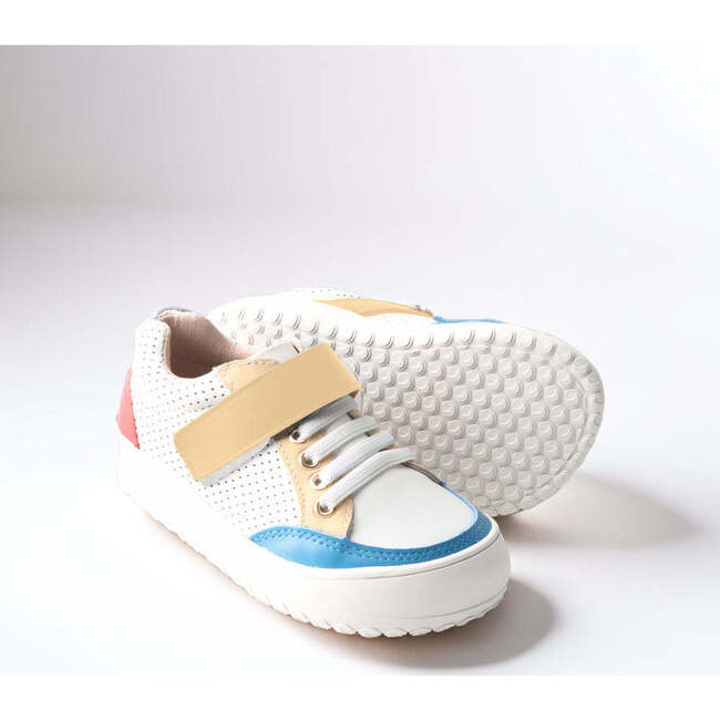 The Play Perfect Low Top Sneaker, 90's Baby