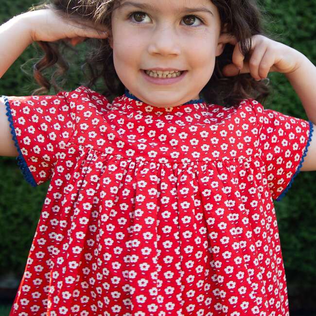 Toddler Amy dress with Lace trim, Flowers in Brilliant Red - Dresses - 3