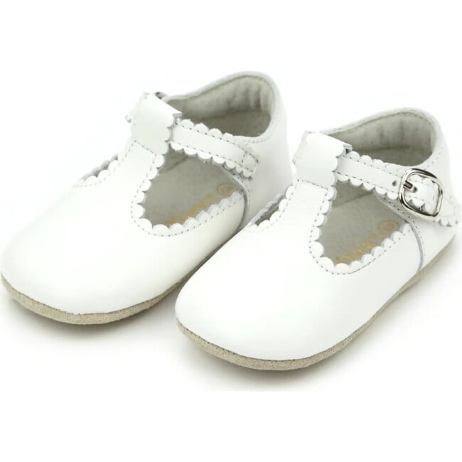 Elodie Scalloped T-Bar Crib Mary Jane, White
