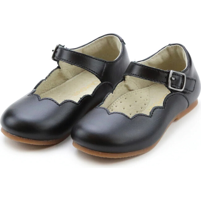 Sonia Scalloped Flat, Black