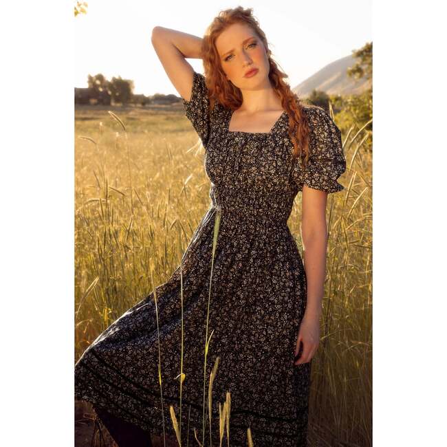 Brooklyn Dress in Navy Dainty Floral