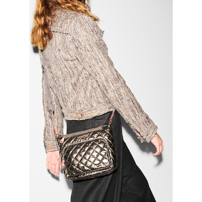 Women's Deluxe Metro Scout Handbag, Moondust Metallic Lacquer - MZ