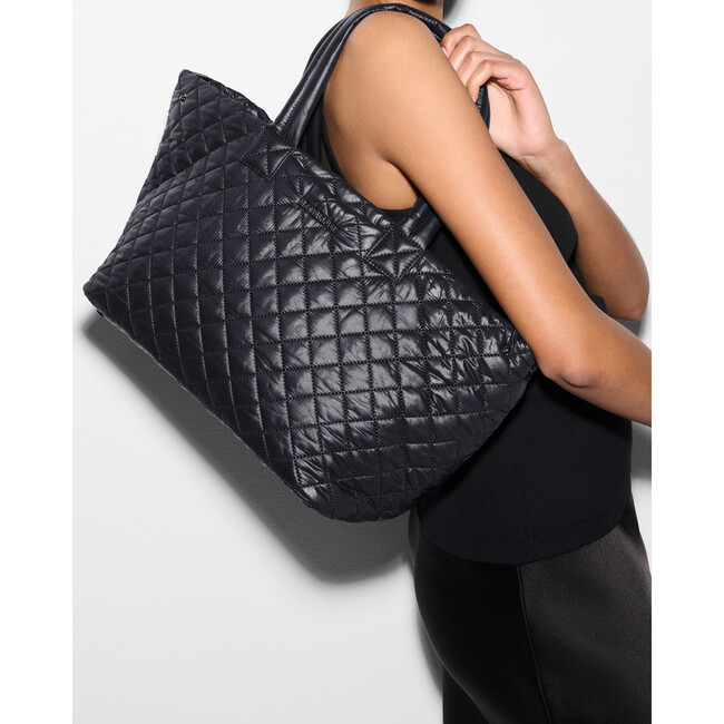 Medium Metro City Tote, Black - Bags - 4